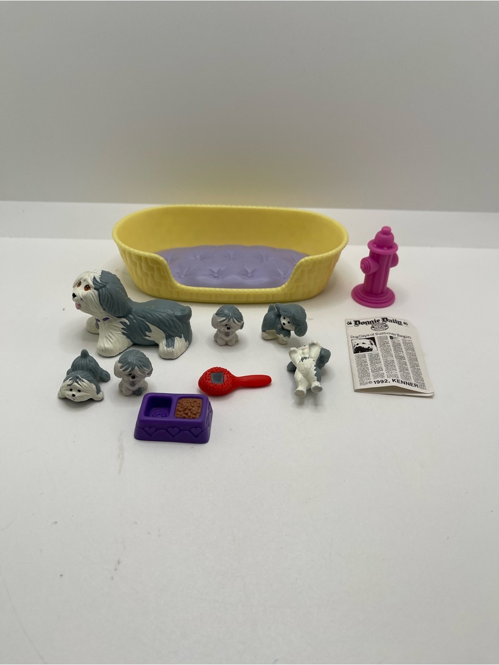 Vintage Kenner Littlest Pet Shop 1993 Mommy & Baby Puppies